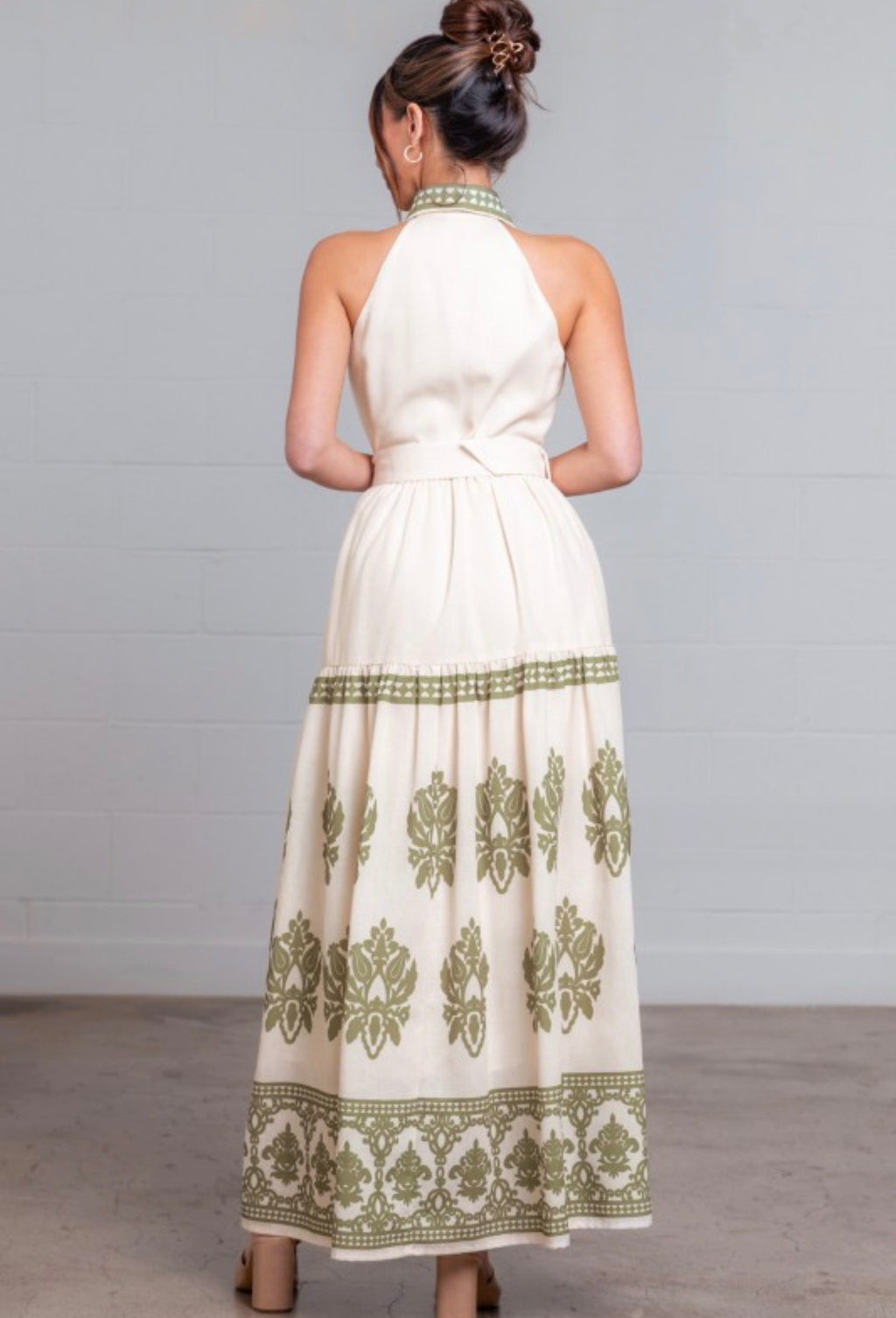 Sleeveless Buttom Down Wiast Belted Maxi Dress