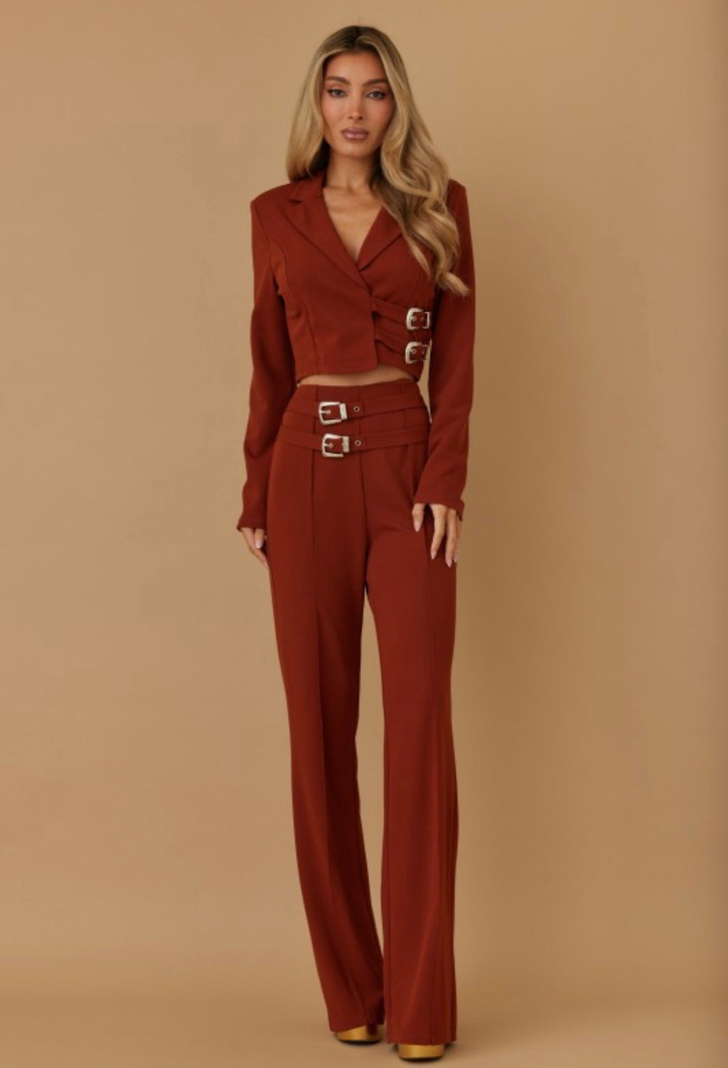 BELT BUCKLE CHAIN BLAZER SUIT SET