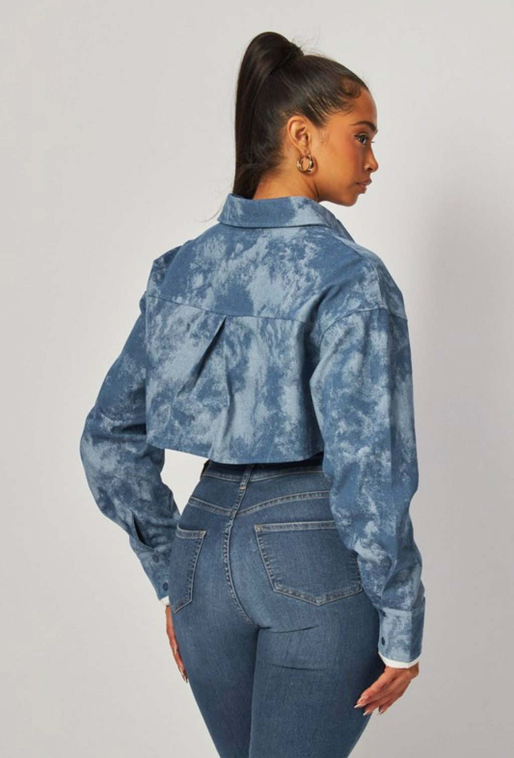 Trendy Cropped Tie-Dye Denim Jacket